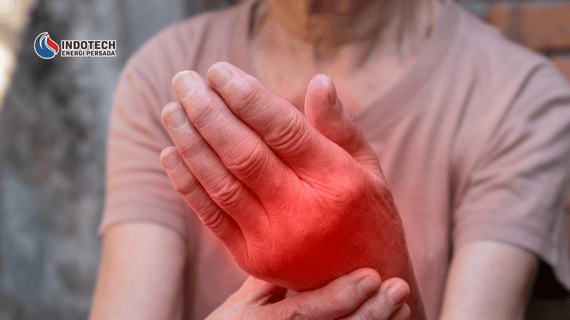 Alasan Mengapa Terapi Air Hangat Efektif untuk Rematik