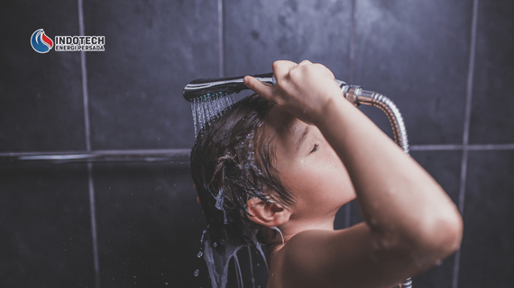 Mandi Malam Bisa Menyebabkan Paru Paru Basah Apakah Mitos atau Bukan